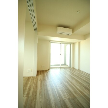 コンフォリア新御徒町の物件内観写真